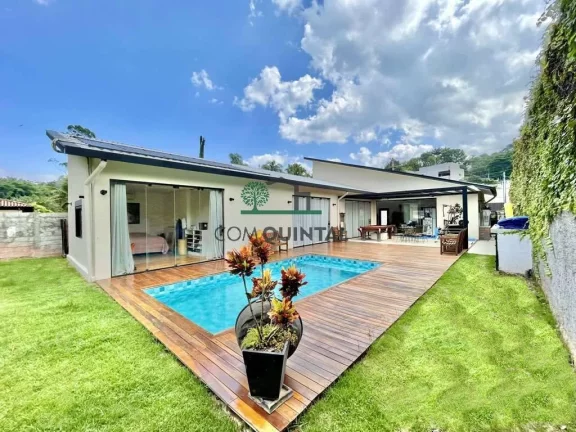 Casa com 3 Quartos à Venda, 573 m² em Do Carmo (canguera) - Cotia