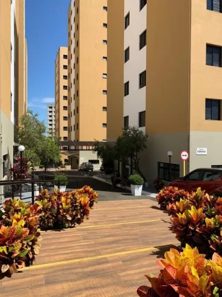 Imagem Apartamento com 3 quartos sendo 1 suíte, duas vagas, sacada, em bairro nobre, com localização pri...