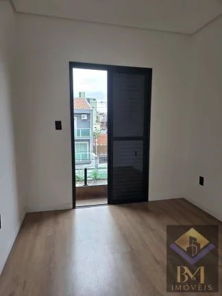 Imagem Lindo apartamento em prédio 2 andares com elevador.