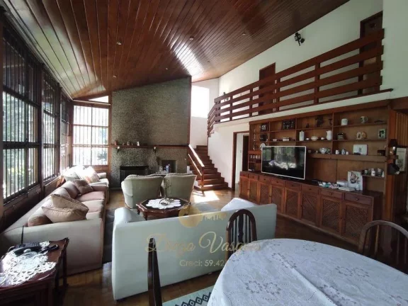 Imagem Sítio para Venda em Teresópolis / RJ no bairro Albuquerque