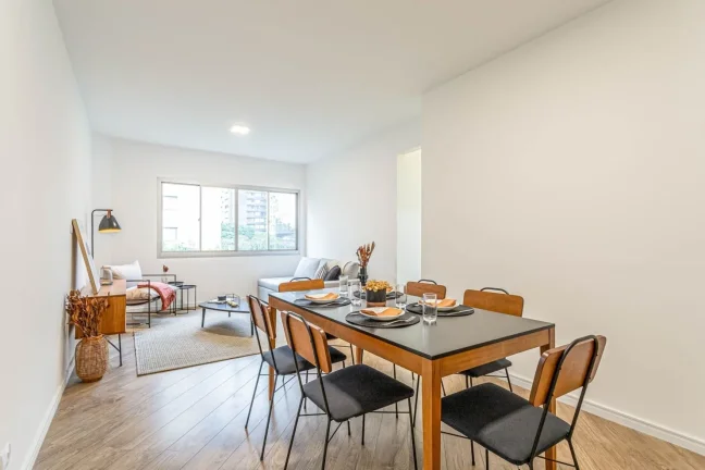 Imagem Apartamento 94M², 3Q, 2 Banheiros, 1 Vaga, Banheiro de Serviço, Armários.
