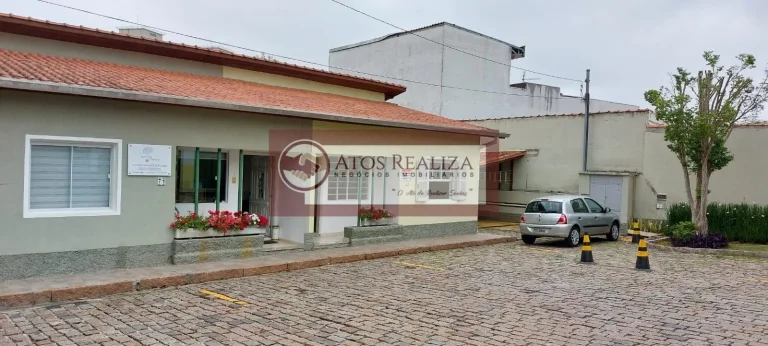 Imagem Alugo Casa Comercial com 5 Salas, Região Chácara Flora, com 84M², 3 Vagas de Garagem, Ideal para área de saúde em geral, como, Clínica Odontológica, Psicologia, Fonoaudiologia, Valor da Locação, R$ 6.141,75 já incluso, IPTU, e Condomínio.