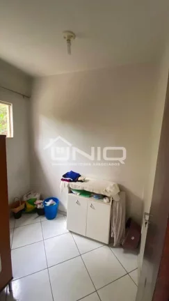 Imagem Sobrado Suíte + 02 Quartos Santa Terezinha