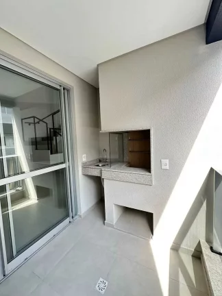 Imagem Apartamento com 2 dormitórios sendo 2 suítes e 2 vagas de garagem, Bairro Canto em Florianópolis/SC