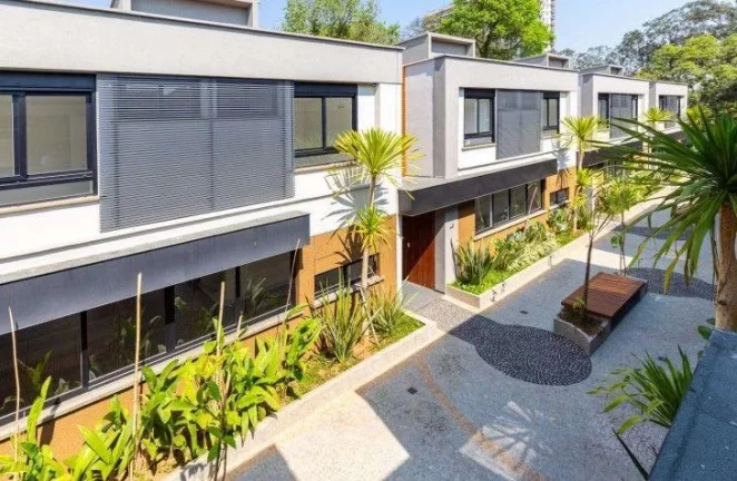 Imagem Casa de condomínio nova com piscina, 367 m², 4 suítes à venda no bairro Alto da Boa Vista.