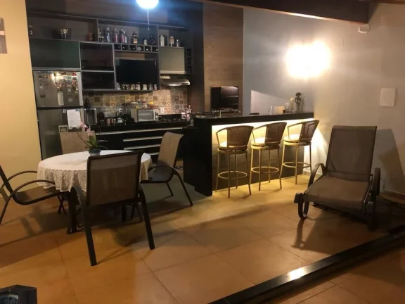 Imagem Casa com 3 dormitórios à venda, 140 m² por R$ 690.000 - Parque Anhangüera - Ribeirão Preto/SP