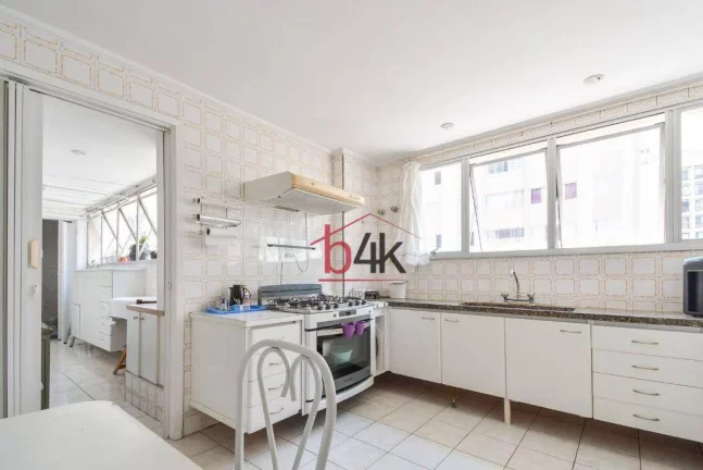 Imagem Apartamento com 4 dormitórios à venda, 161 m² por R$ 1.690.000,00 - Moema - São Paulo/SP