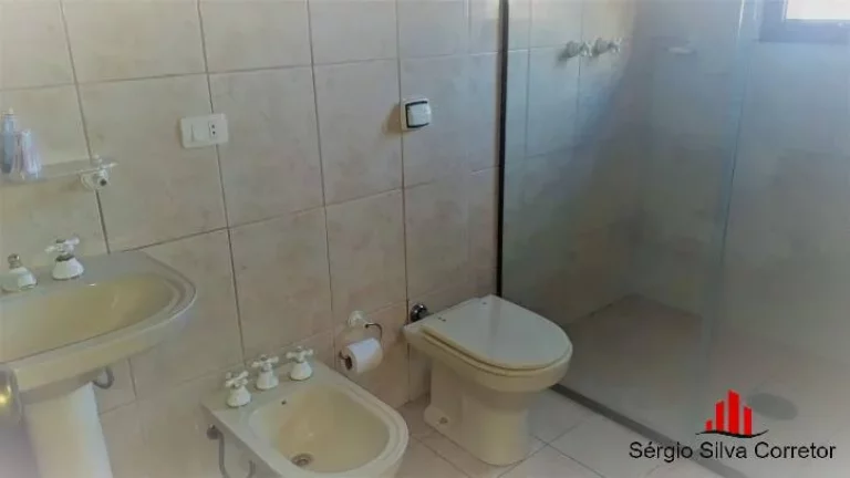 Imagem Casa a venda com 03 quartos em Vila Nova Suíça na Região do Portal.