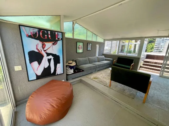 Imagem Alugo cobertura triplex em Ipanema classe AA
