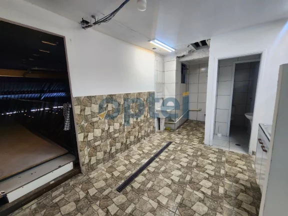 Imagem Salão/ loja comercial de 280m2 na Avenida Kennedy no bairro Jardim do Mar em São Bernardo do Campo 2 vagas de garagem na frente