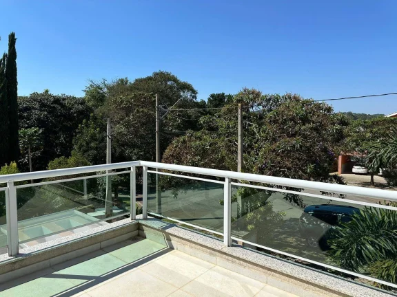 Imagem Casa alto padrão no condomínio Figueira Garden - Atibaia-SP