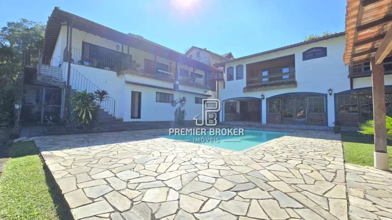 Imagem Casa à venda, 230 m² por R$ 1.300.000,00 - Alto - Teresópolis/RJ