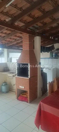 Imagem Excelente oportunidade! Casa espaçosa com 3 quartos, sendo 1 suíte, ideal para quem busca conforto...