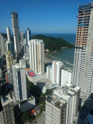 Imagem Apartamento com 03 suítes no Centro de Balneário Camboriú