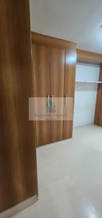 Imagem Apartamento à venda no Rio de Janeiro, Camorim: 2 quartos, sala, vaga de garagem, 52 m² de área.