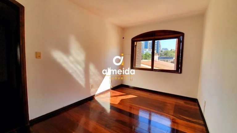 APARTAMENTO SEMI MOBILIADO 3 DORMITÓRIOS NO BAIRRO NOSSA SENHORA DE LOURDES