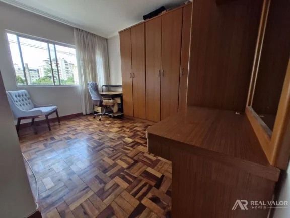 Imagem Apartamento para Locação com 03 Dormitórios e Semimobiliado no Bairro Batel em Curitiba