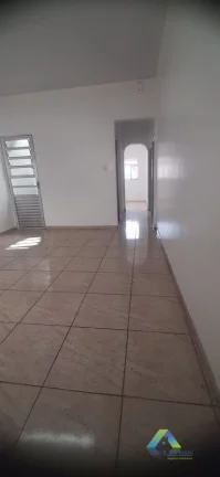 Imagem Excelente casa térrea com 100m² em 2 dormitórios e 1 vaga de garagem coberta com localização privilegiada próximo do Metrô Vila Prudente.