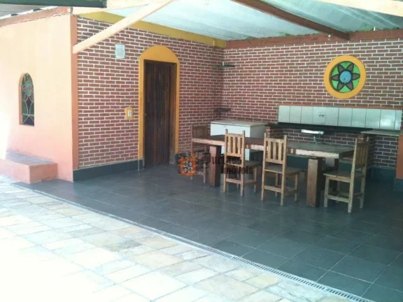 Imagem Sítio com 14 dormitórios à venda, 26000 m² por R$ 2.700.000,00 - Usina - Atibaia/SP