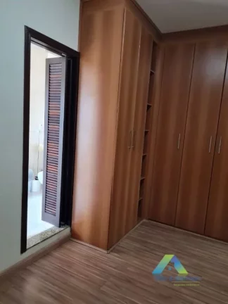 Imagem SÃO BERNARDO DO CAMPO Sobrado 192M², 3 dormitórios, 3 vagas ótima localização e valor !!!