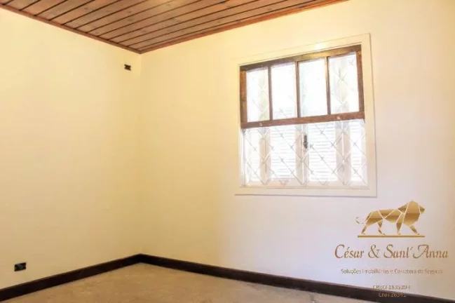 Imagem CASA Á VENDA EM ÓTIMA LOCALIZAÇÃO EM CAMPOS DO JORDÃO-SP