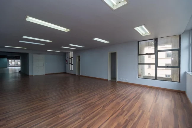 Prédio comercial Praça Osório