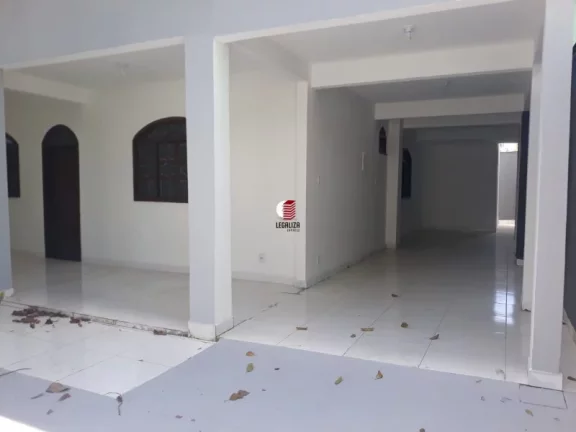 Imagem VENDO MARAVILHOSA CASA 3 QTS COM QUINTAL ENSEADA JACARAIPE