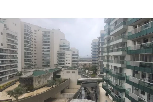Apartamento na Barra: Conforto e Oportunidade!