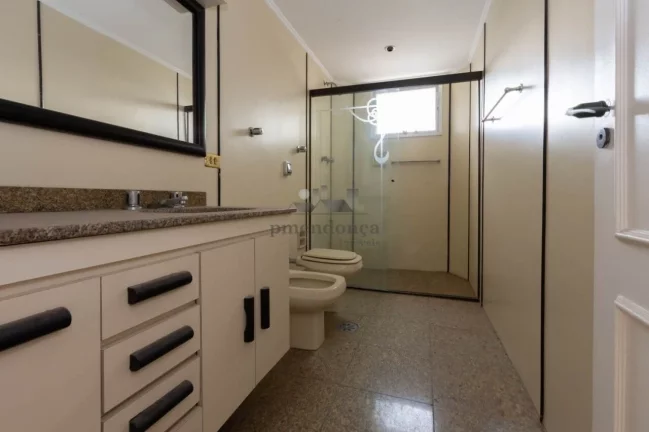 Imagem Apartamento luxuoso de altíssimo padrão em Perdizes nobre, com vista para o skyline da cidade.