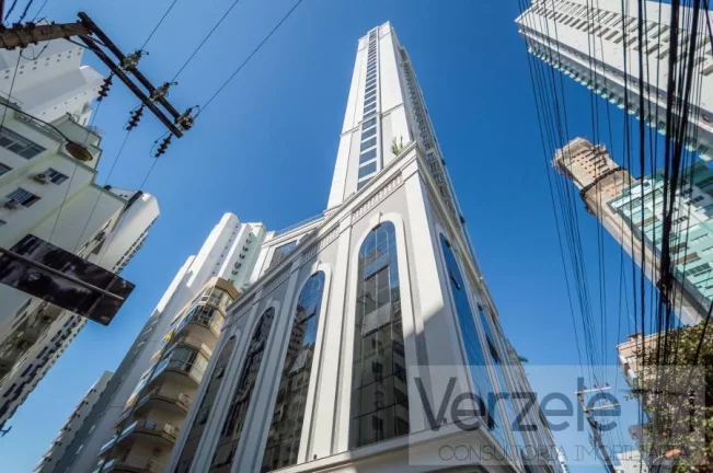 Imagem Apartamento 3 dormitórios para Venda em Balneário Camboriú / SC no bairro Centro