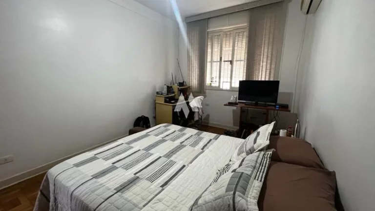 Imagem Casa Sobreposta Alta à venda, em excelente localização na Ponta da Praia, em Santos