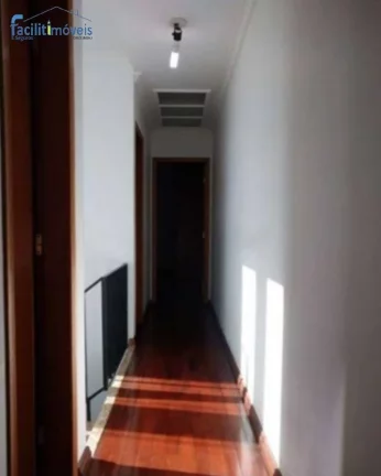 Imagem SOBRADO 3 DORMITÓRIOS COM 1 SUÍTE - VILA GILDA - SANTO ANDRÉ