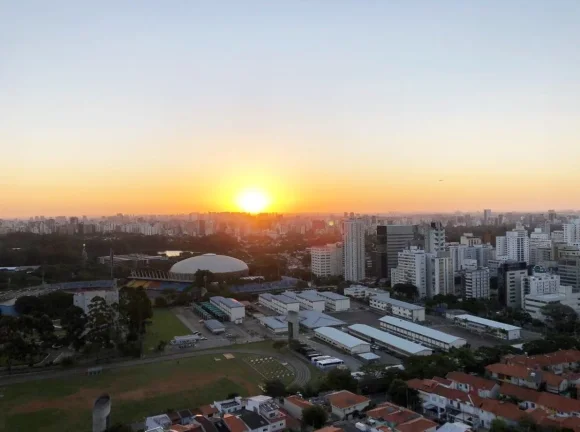 Imagem Apartamento 276M², 4Q, 3 Suítes, 6 Banheiros, 4 Vagas, 1 Lavabo, 1 por Andar, Academia, Brinquedoteca, Piscina, Piscina Coberta, Salão de Festas.