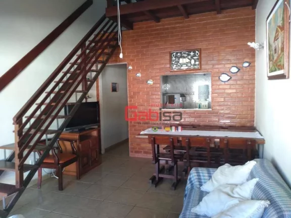 Imagem Casa com 2 dormitórios à venda, 70 m² por R$ 320.000,00 - Peró - Cabo Frio/RJ