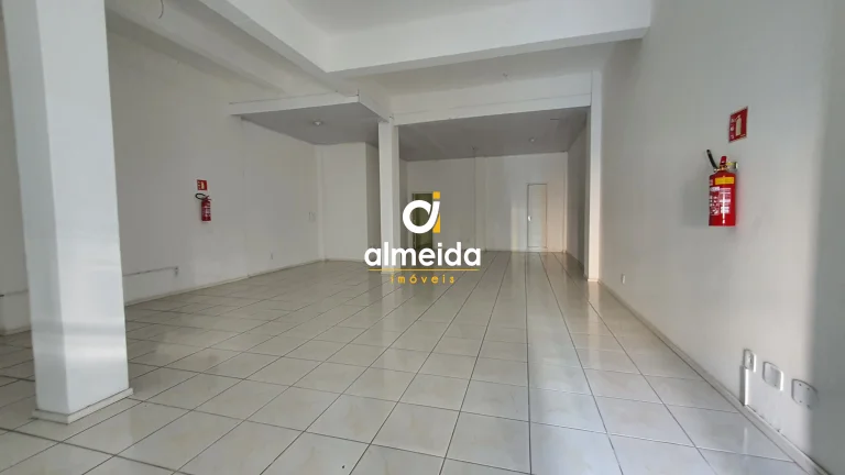 Imagem Sala térrea para locação central ao lado do Registro de Imóveis
