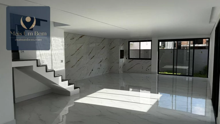 Imagem Sobrado Tríplex com Terraço em condomínio fechado com Piscina, 3 suítes, 171 m² por R$ 1.290.000 - Santa Cândida - Curitiba/PR
