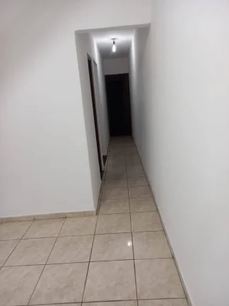 Imagem Sobrado Ótima Localização 125 m2 5 Dormitórios e 2 Vagas de Gargens