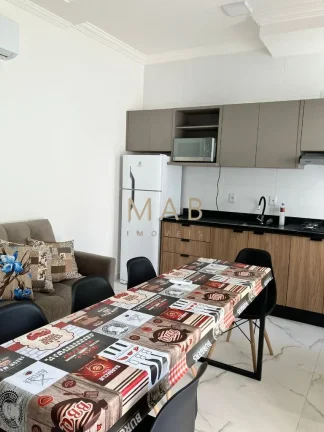 Imagem Apartamento à venda em Florianópolis-SC, bairro Ingleses do Rio Vermelho, 2 quartos, 1 suíte, 2 salas, 2 banheiros, 1 vaga, 77,00 m².