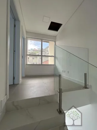 Imagem Linda casa no centro de Florianópolis