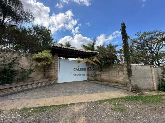Imagem Chácara com 6 dormitórios à venda, 5036 m² por R$ 2.000.000,00 - Chácara dos Pinhais - Boituva/SP