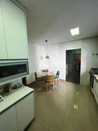 Imagem Apartamento com 4 dorms. - 187 m² no Campestre - Santo André - SP