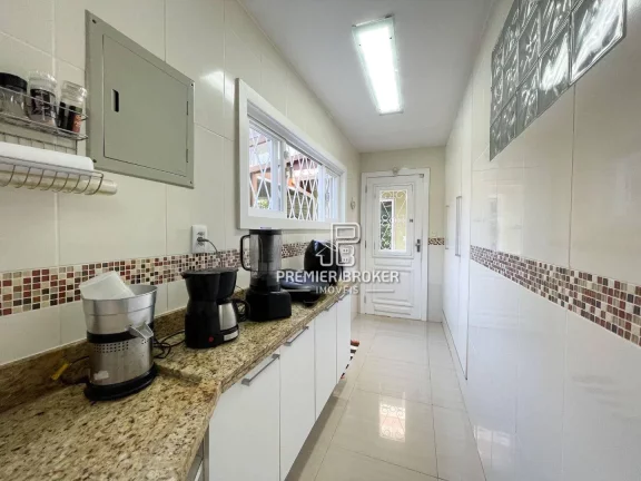 Imagem Casa com 4 dormitórios à venda, 519 m² por R$ 2.595.000,00 - Alto - Teresópolis/RJ