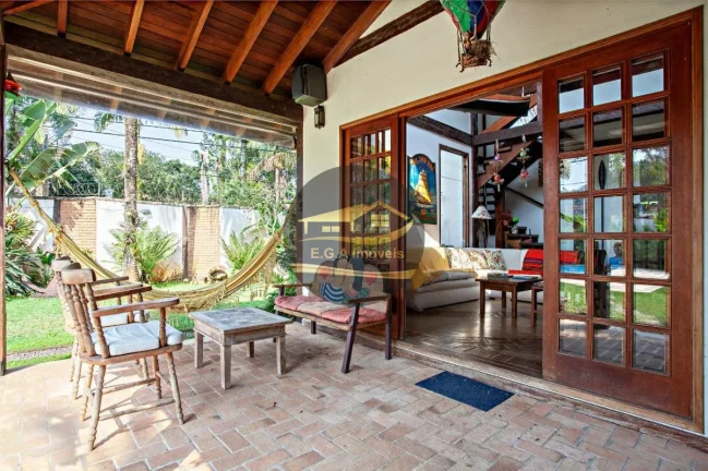 Imagem Casa na praia de Barra do Una abaixou?