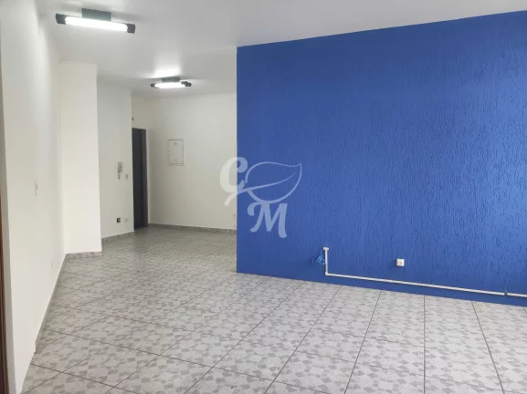 Sala comercial na Av. Jundiaí