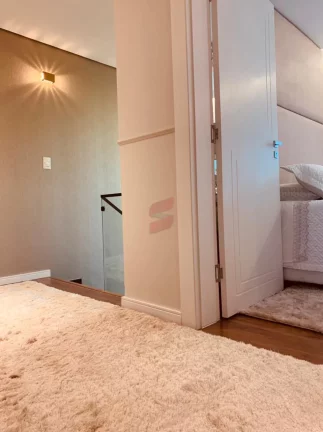 Imagem SOBRADO com 3 dormitórios à venda com 186m² por R$ 1.580.000,00 no bairro Pineville - PINHAIS / PR