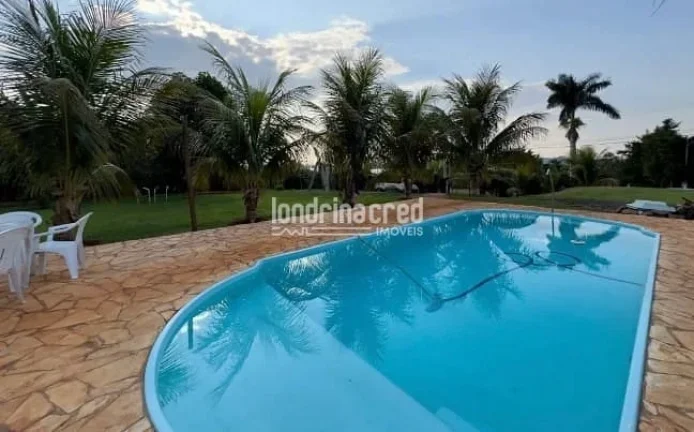 Imagem Chácara em Alvorada do Sul – 5 Suítes, Piscina, Churrasqueira e Área Verde | 450m² Construídos em Terreno de 1.200m² | Venda com Porteira Fechada!