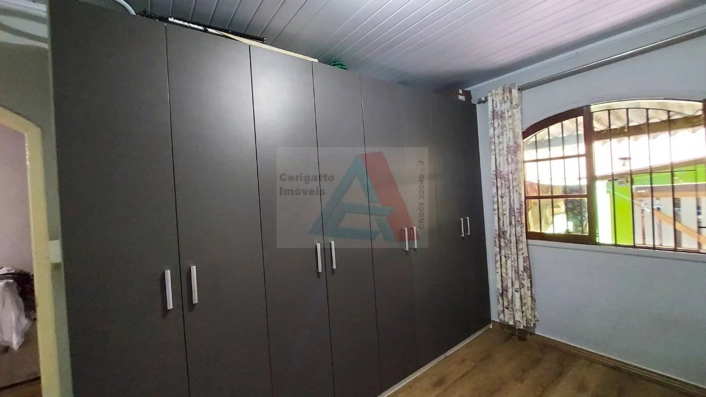 Imagem Oportunidade para investimento Casa t?(C)rrea com excelente localização