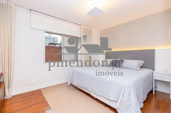 Imagem Apartamento em Higienopolis com 172m², 04 quartos (1 sui­te) e 2 vagas.