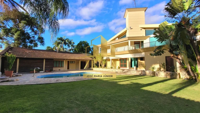 Imagem Sobrado Amplo, Alto padrão, 05qts (03 Sts), Piscina. 08 vagas, Vila Oliveir