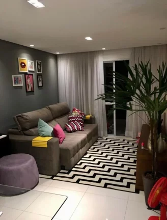 Lindo Apartamento Andar Baixo de 2 dormitórios (1 suíte) e 2 vagas de garagem no Tatuapé
